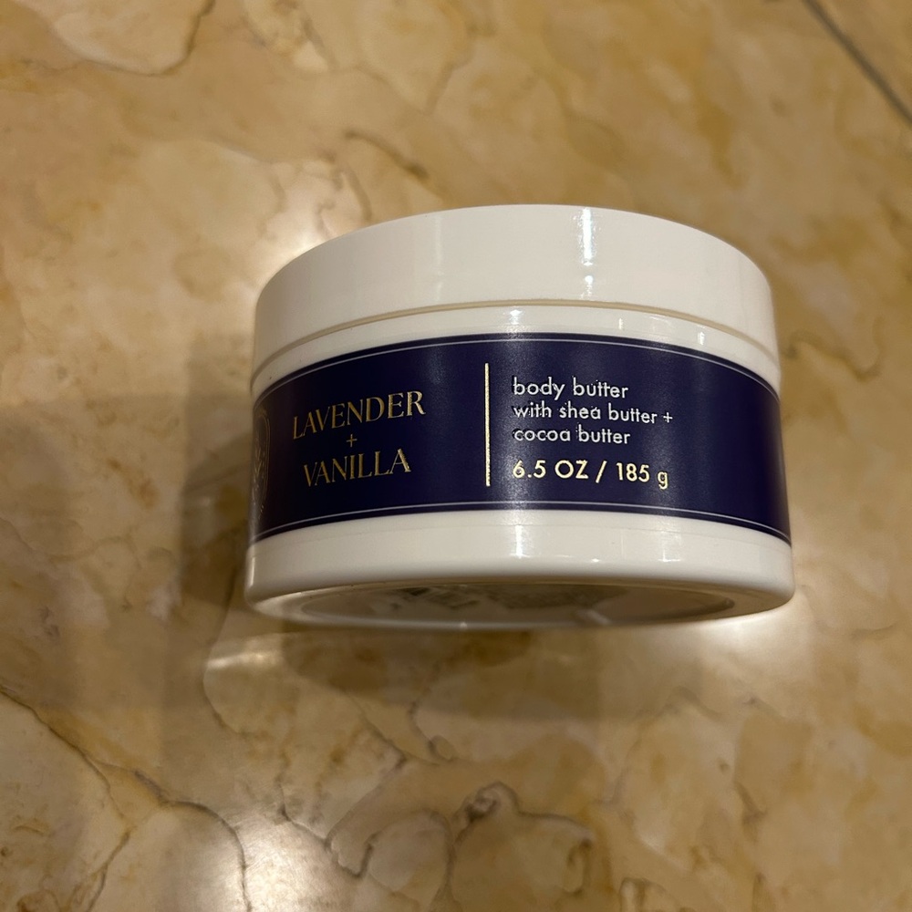 Bath & Body Works Lavender + Vanilla Body Butter - White and Purple